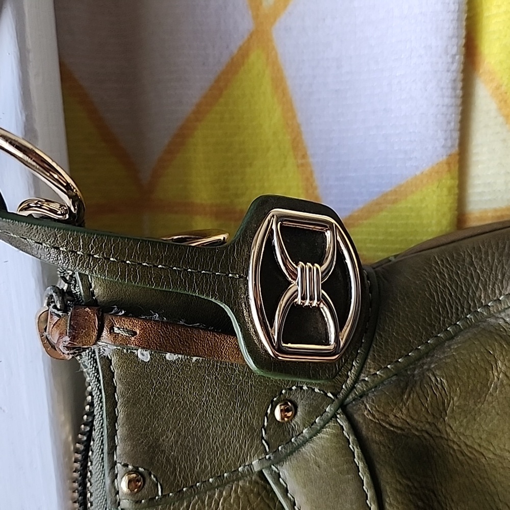 GUC- VTG DKNY Y2K Olive Green Leather Hobo Bag with Dust Bag - Picture 5 of 11